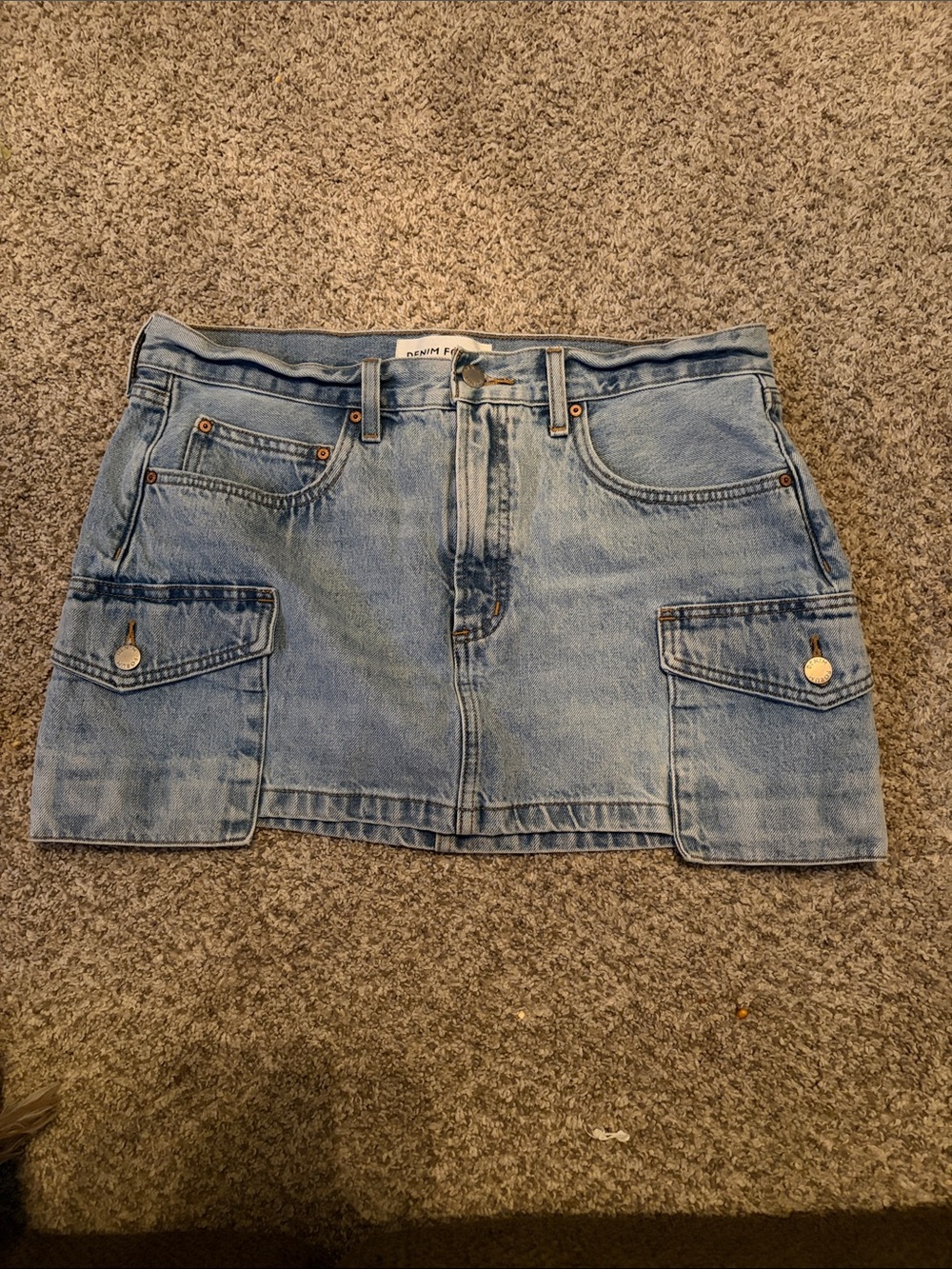 Denim Forum The '90s Cargo Mini Denim Skirt Size 30